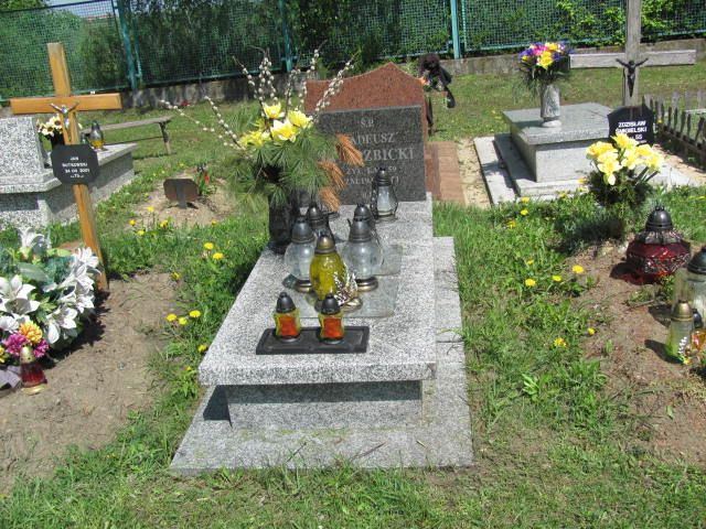 Grób Tadeusz Wierzbicki