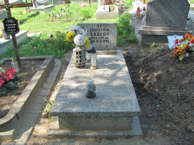 Grób Ernestyna Sadłoń