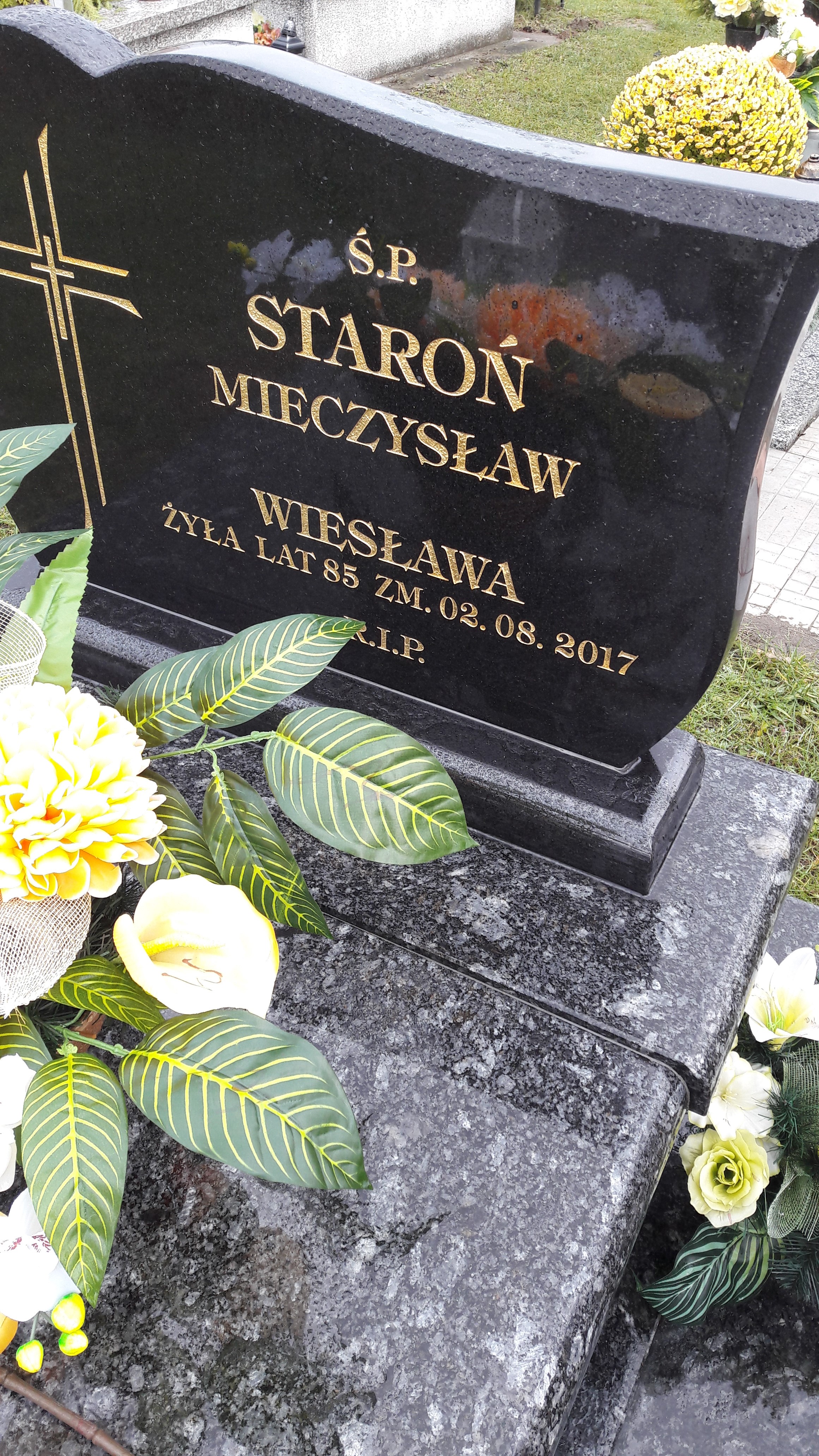 Grób MIECZYSŁAW STAROŃ