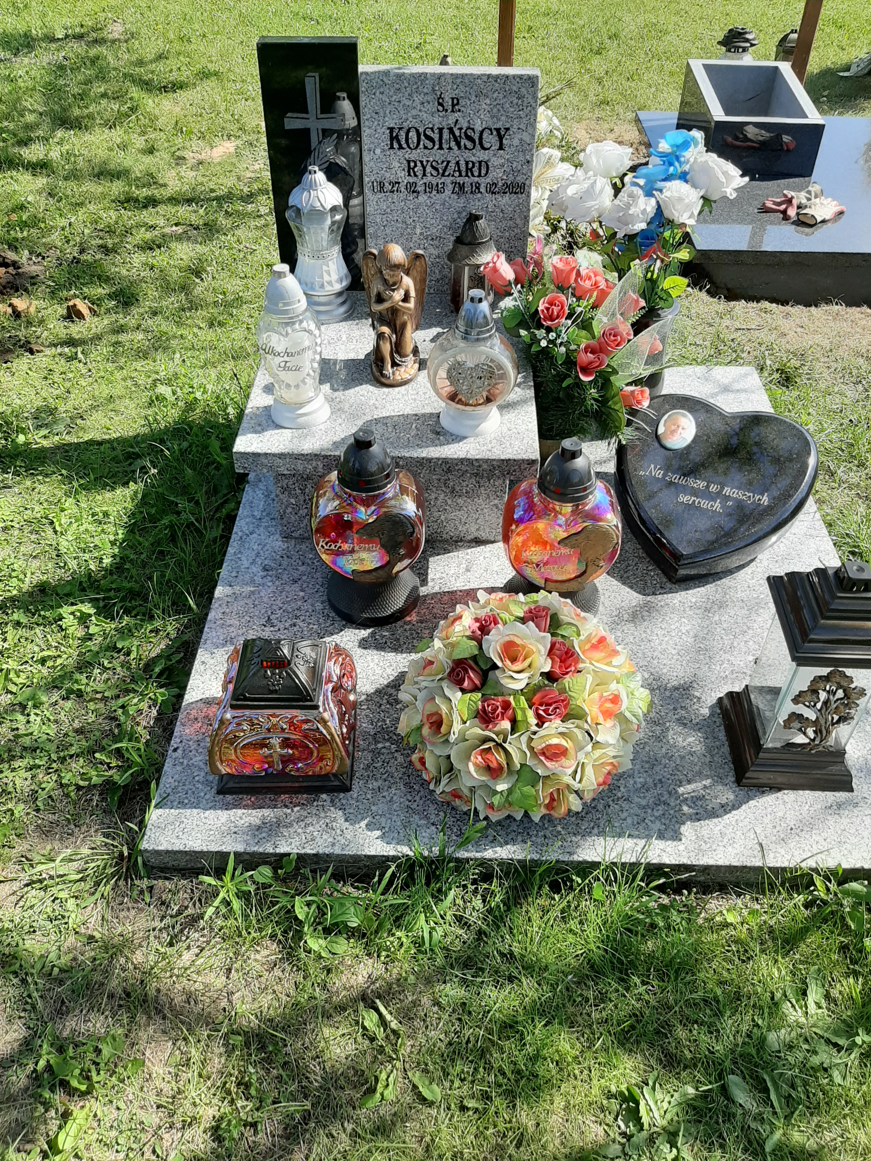 Grób RYSZARD KOSIŃSKI