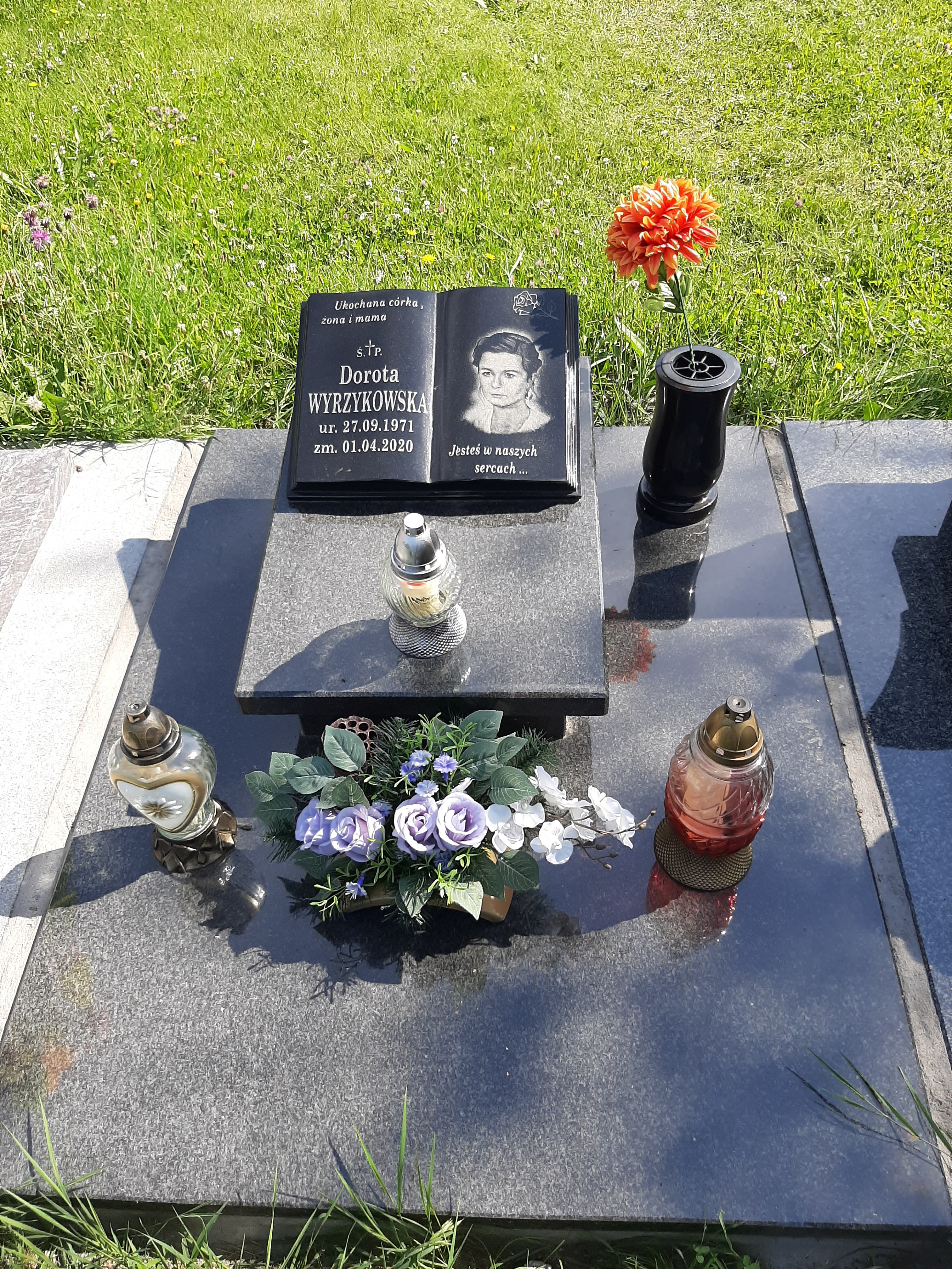 Dorota WYRZYKOWSKA 1971 Czeladź - Grobonet - Wyszukiwarka osób pochowanych